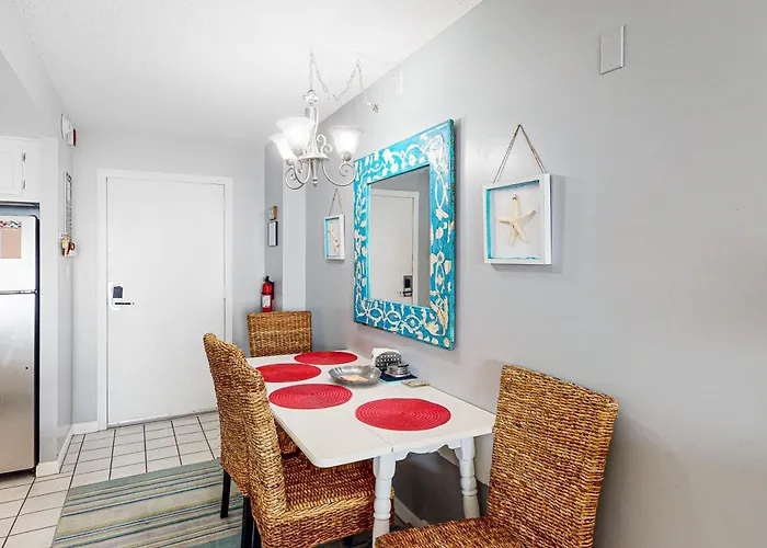 Surfside 84 Apartment