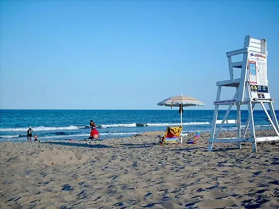 Surfside 84 Apartment