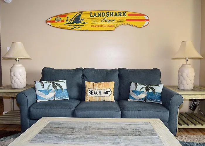Surfside 84 Apartment